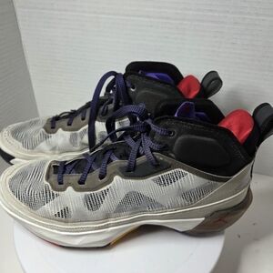 Air Jordan Men's Beyond Borders 37 Basketball Sneakers Size 10